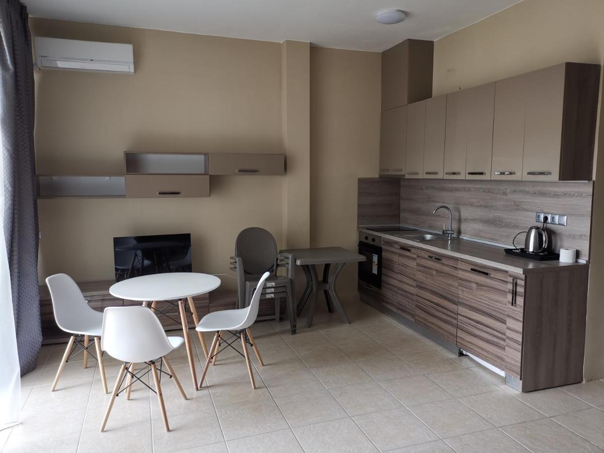 Miraggio Holiday Apartments Pomorie Extérieur photo