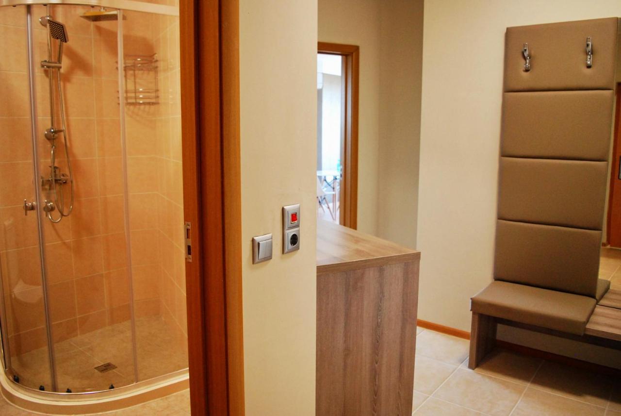 Miraggio Holiday Apartments Pomorie Extérieur photo