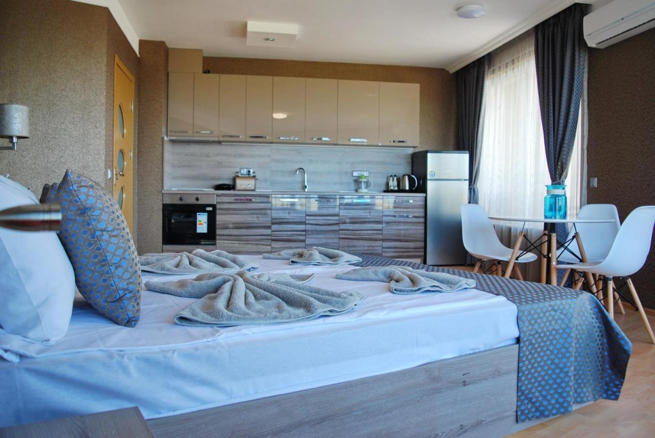 Miraggio Holiday Apartments Pomorie Extérieur photo